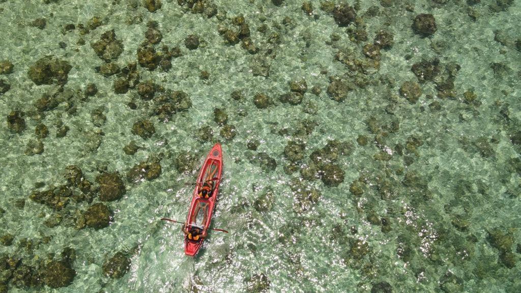 Ihaven Thulusdhoo Hotel Bagian luar foto